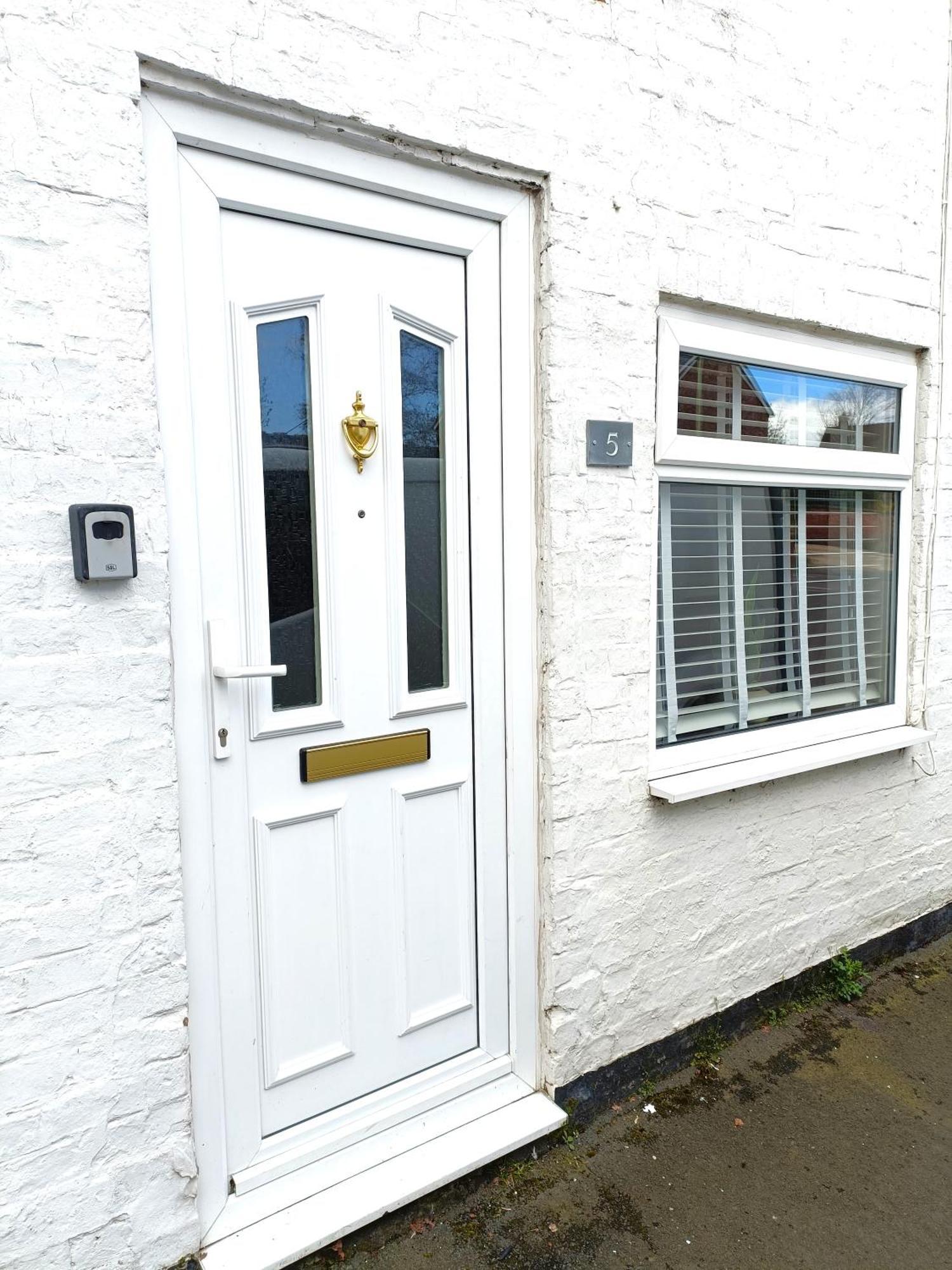 Charming Terrace Home In Whitchurch Whitchurch  Exterior foto
